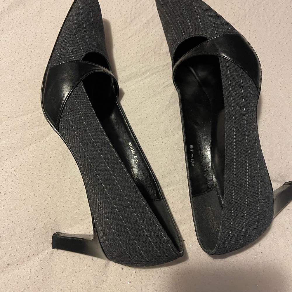 Lauren Ralph Lauren size 8 1/2 Gray and black - Picture 10 of 12